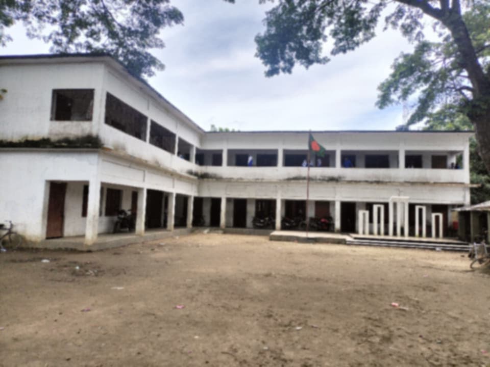 Hi Tech Polytechnic Institute - Slide